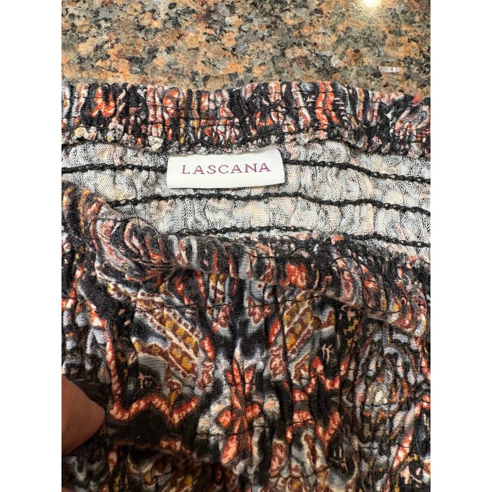 Lascana smocked maxi dress in brown paisley - Picture 3 of 7